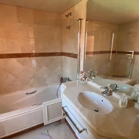 Havsutsikt - Penthouse 200 M Fran Stranden - Elviria Apartment Marbella