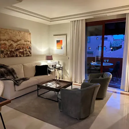 Havsutsikt - Penthouse 200 M Fran Stranden - Elviria Apartment Marbella